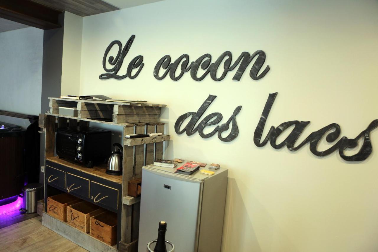Le Cocon Des Lacs Boussu-lez-Walcourt Luaran gambar